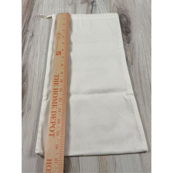 8.25” x 16.25” Salvatore Ferragamo Dust Bag (Item# 0312) - Picture 3 of 4